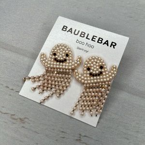 NWT BaubleBar Boo Hoo Ghost Pearl Beaded Chandelier Halloween Earrings